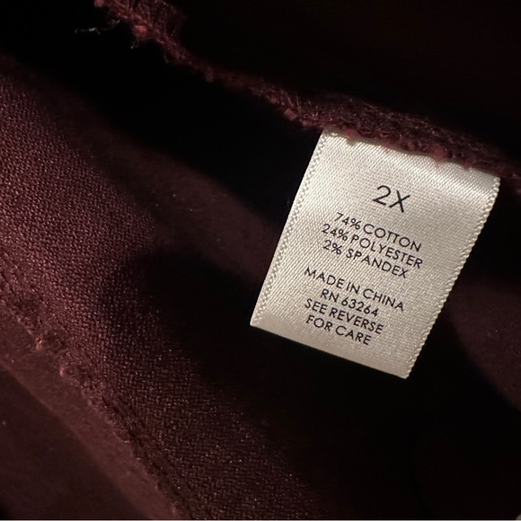 Westport Women's Deep Burgundy Jean Jacket - 2X - Picture 7 of 9